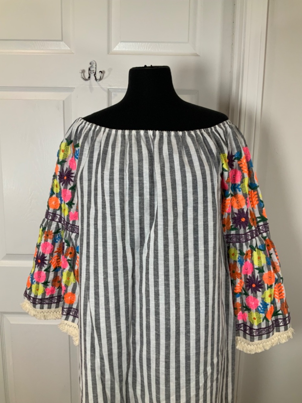 Boho Embroidered Floral Striped Fringe Tunic Shift Dress Large Philosopy - Picture 2 of 10